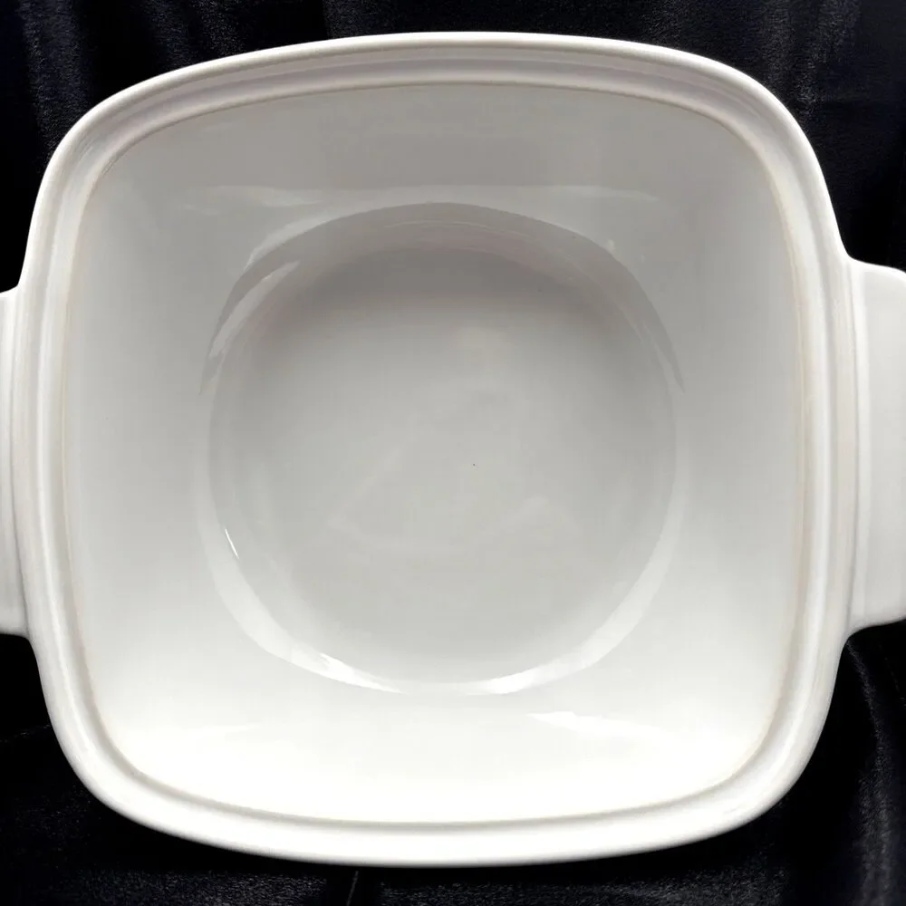Corelle Coordinates Black Simple Lines Casserole Dishes W Lids 1.5qt and 2.5 qt